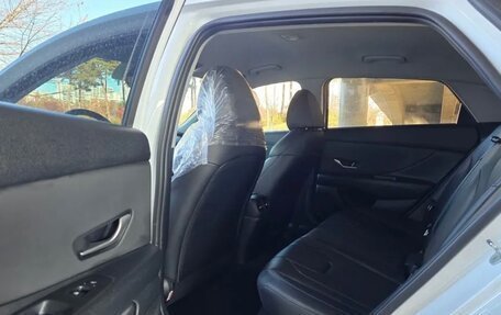 Hyundai Elantra, 2022 год, 1 860 000 рублей, 11 фотография