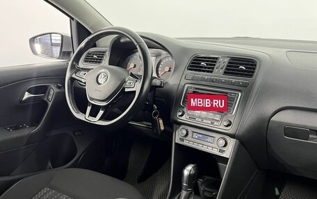 Volkswagen Polo VI (EU Market), 2015 год, 1 150 000 рублей, 14 фотография