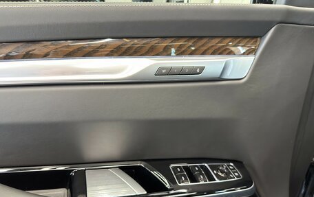 Cadillac Escalade V, 2025 год, 20 400 000 рублей, 12 фотография