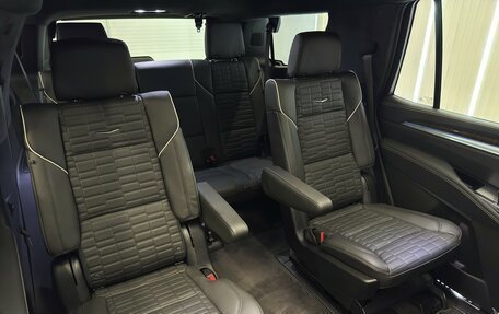 Cadillac Escalade V, 2025 год, 20 400 000 рублей, 31 фотография