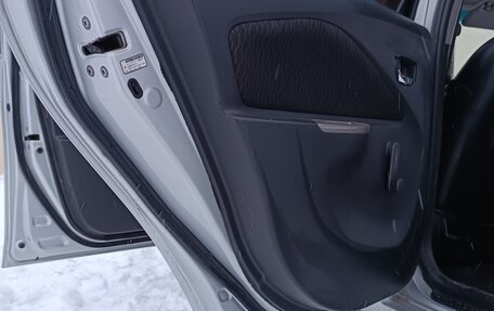 Toyota Yaris III рестайлинг, 2008 год, 720 000 рублей, 14 фотография