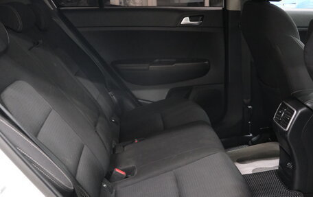 KIA Sportage IV рестайлинг, 2020 год, 2 649 000 рублей, 23 фотография