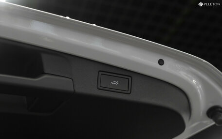 Volkswagen Tiguan, 2025 год, 5 170 000 рублей, 28 фотография