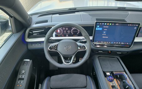 Volkswagen Teramont, 2025 год, 6 800 000 рублей, 2 фотография