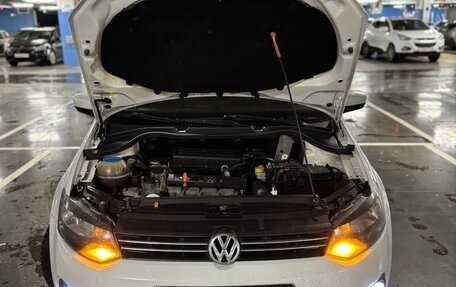 Volkswagen Polo VI (EU Market), 2011 год, 700 000 рублей, 7 фотография