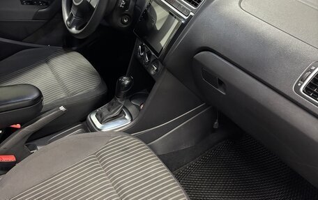 Volkswagen Polo VI (EU Market), 2011 год, 700 000 рублей, 14 фотография