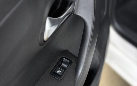 Volkswagen Polo VI (EU Market), 2011 год, 700 000 рублей, 18 фотография