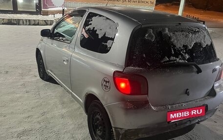 Toyota Vitz, 2001 год, 325 000 рублей, 4 фотография