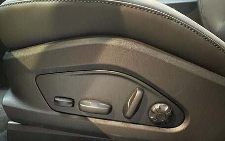 Porsche Macan, 2025 год, 16 490 000 рублей, 11 фотография