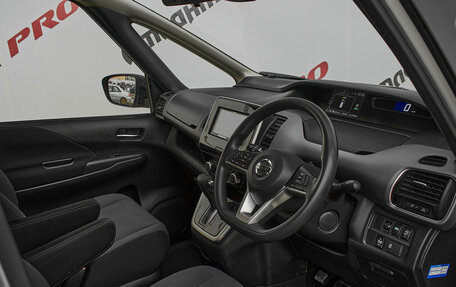 Nissan Serena IV, 2018 год, 2 140 000 рублей, 10 фотография