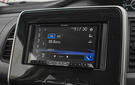 Nissan Serena IV, 2018 год, 2 140 000 рублей, 16 фотография