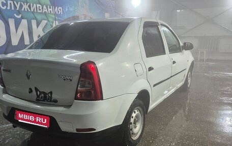 Renault Logan I, 2011 год, 450 000 рублей, 5 фотография