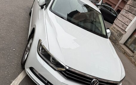 Volkswagen Passat B8 рестайлинг, 2016 год, 1 800 000 рублей, 7 фотография