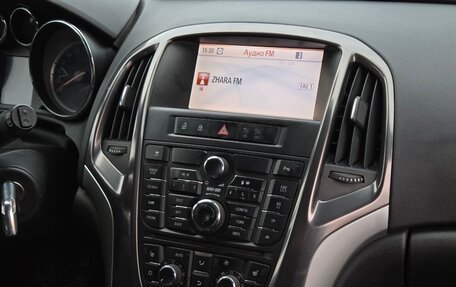 Opel Astra J, 2011 год, 499 000 рублей, 33 фотография