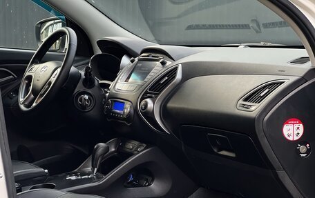 Hyundai ix35 I рестайлинг, 2013 год, 1 270 000 рублей, 26 фотография