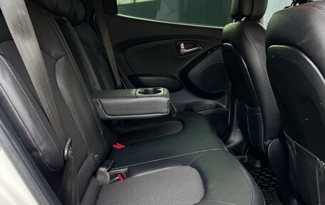 Hyundai ix35 I рестайлинг, 2013 год, 1 270 000 рублей, 28 фотография