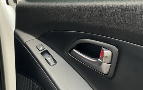 Hyundai ix35 I рестайлинг, 2013 год, 1 270 000 рублей, 30 фотография