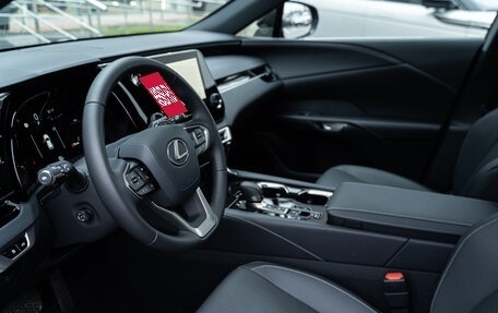 Lexus RX IV рестайлинг, 2025 год, 8 600 000 рублей, 12 фотография