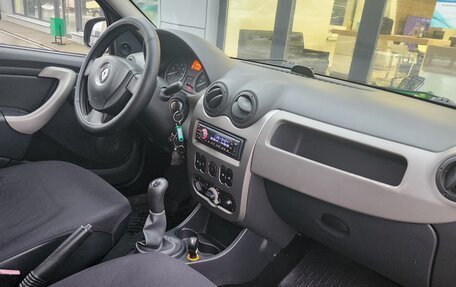 Renault Logan I, 2010 год, 655 000 рублей, 17 фотография