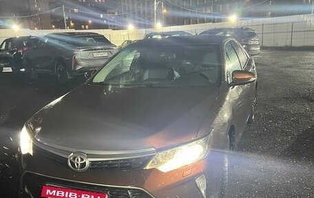 Toyota Camry, 2017 год, 2 650 000 рублей, 3 фотография