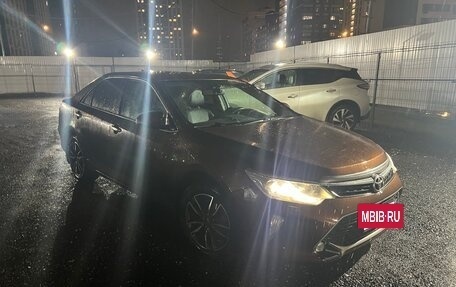 Toyota Camry, 2017 год, 2 650 000 рублей, 5 фотография