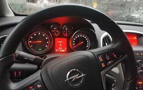 Opel Astra J, 2010 год, 980 000 рублей, 2 фотография