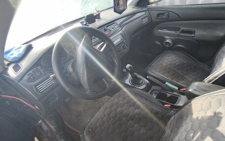 Mitsubishi Lancer IX, 2004 год, 240 000 рублей, 14 фотография