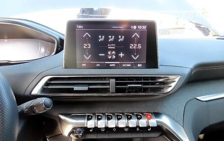 Peugeot 3008 II, 2021 год, 1 842 000 рублей, 12 фотография