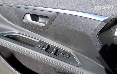 Peugeot 3008 II, 2021 год, 1 842 000 рублей, 11 фотография