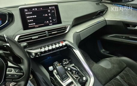 Peugeot 5008 II, 2021 год, 2 589 000 рублей, 10 фотография