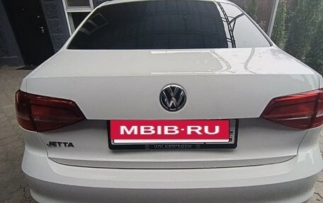 Volkswagen Jetta VI, 2015 год, 1 320 000 рублей, 2 фотография