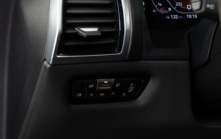 BMW 8 серия, 2022 год, 12 211 090 рублей, 21 фотография