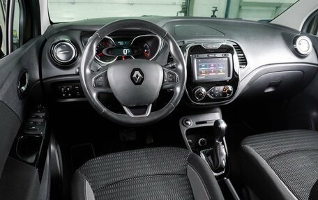 Renault Kaptur I рестайлинг, 2017 год, 1 570 000 рублей, 6 фотография