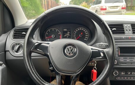 Volkswagen Polo VI (EU Market), 2016 год, 1 050 000 рублей, 7 фотография