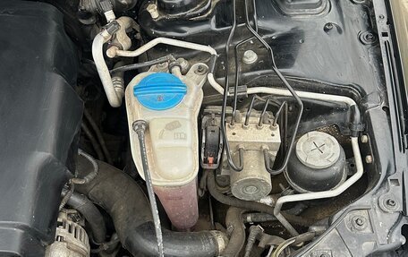 Audi A4, 2010 год, 1 200 000 рублей, 27 фотография