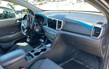 KIA Sportage IV рестайлинг, 2020 год, 2 000 000 рублей, 9 фотография