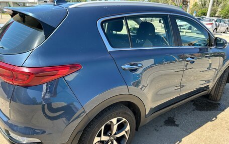 KIA Sportage IV рестайлинг, 2020 год, 2 000 000 рублей, 6 фотография