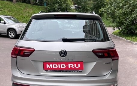 Volkswagen Tiguan II, 2021 год, 2 750 000 рублей, 2 фотография