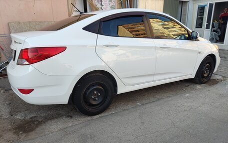 Hyundai Solaris II рестайлинг, 2014 год, 735 000 рублей, 8 фотография