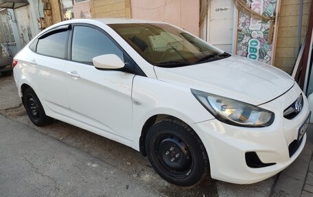 Hyundai Solaris II рестайлинг, 2014 год, 735 000 рублей, 7 фотография