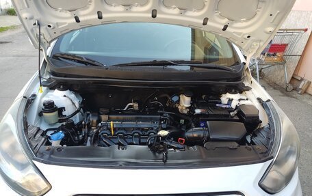 Hyundai Solaris II рестайлинг, 2014 год, 735 000 рублей, 10 фотография