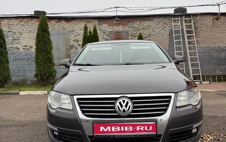 Volkswagen Passat B6, 2010 год, 800 000 рублей, 2 фотография