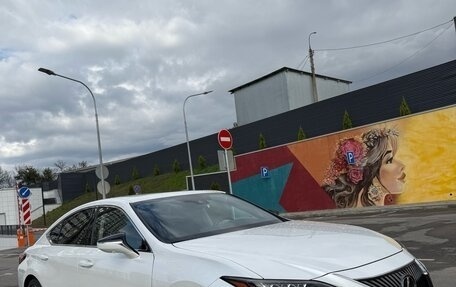 Lexus ES VII, 2020 год, 4 350 000 рублей, 3 фотография