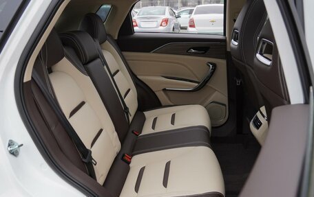 FAW Bestune T77, 2024 год, 2 199 000 рублей, 7 фотография