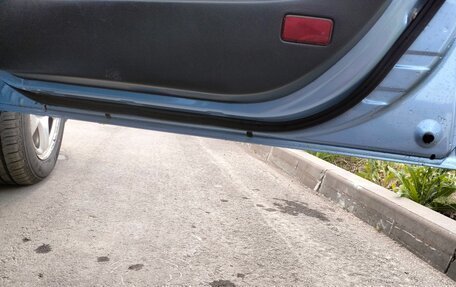 Toyota Avensis Verso I рестайлинг, 2005 год, 950 000 рублей, 5 фотография