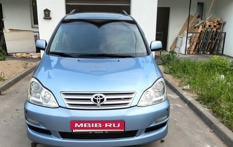 Toyota Avensis Verso I рестайлинг, 2005 год, 950 000 рублей, 16 фотография