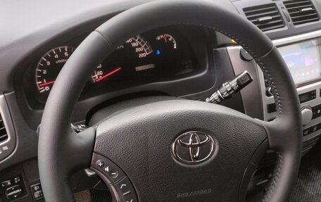 Toyota Avensis Verso I рестайлинг, 2005 год, 950 000 рублей, 22 фотография