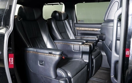 Toyota Alphard III, 2019 год, 4 650 000 рублей, 11 фотография