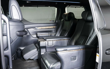 Toyota Alphard III, 2019 год, 4 650 000 рублей, 14 фотография