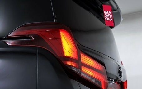 Toyota Alphard III, 2019 год, 4 650 000 рублей, 30 фотография